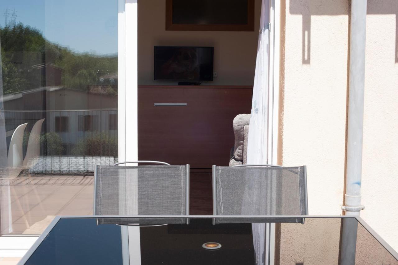 Apartament Can Jaumató Sant Quirze De Besora Bagian luar foto
